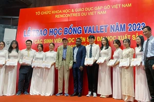 Học bổng Vallet tiếp thêm động lực cho sinh viên Đại học Thái Nguyên.