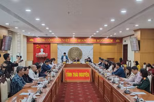 Họp báo về giải thưởng báo chí “Huỳnh Thúc Kháng” tỉnh Thái Nguyên lần thứ I.