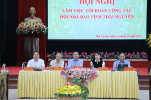 Hội Nhà báo tỉnh Thái Nguyên đi thực tế tại Phú Lương.