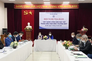 Quang cảnh tọa đàm