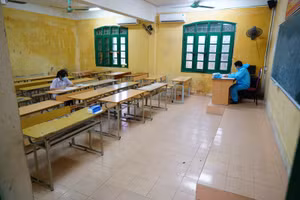 Thí sinh Chử Thị Phương D trước giờ thi