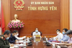 Chủ tịch Trần Quốc Văn chủ trì cuộc họp Ban Chỉ đạo tỉnh về công tác phòng, chống dịch Covid-19.