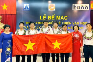 Đội tuyển Việt Nam đạt thành tích xuất sắc tại IOAA 2021