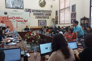 Cuộc gặp giữa lãnh đạo Học viện Múa Việt Nam với báo chí và một số phụ huynh chiều 1/4