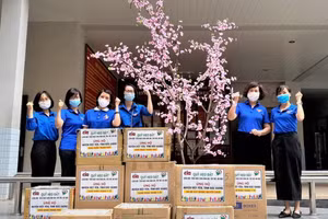 Thầy trò Trường Tiểu học Chu Văn An “chia lửa” cùng Bắc Giang.