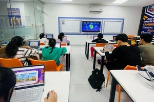  Flyer School: Giải pháp công nghệ AI giúp quản lý học sinh hiệu quả