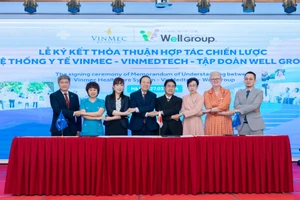 Lễ ký kết hợp tác chiến lược giữa Tập đoàn Vingroup và Tập đoàn Well Group (Nhật Bản) để phát triển mô hình Trung tâm chăm sóc sức khỏe người cao tuổi cao cấp tại Việt Nam.