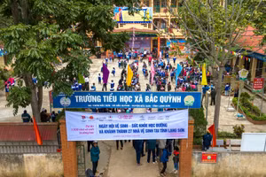 Trường Tiểu học Bắc Quỳnh trong Ngày hội Vệ sinh - Sức khỏe học đường và Lễ khánh thành 27 nhà vệ sinh cho em tại Lạng Sơn