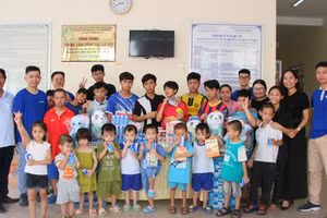 Từ tháng 5/2024, 1.179 trẻ em TP Cần Thơ được uống sữa mỗi ngày từ Quỹ sữa với 106.110 hộp sữa được trao tặng