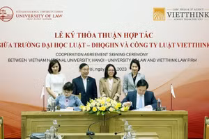 Lễ ký kết Thỏa thuận hợp tác giữa Trường ĐH Luật - ĐHQGHN và Công ty Luật Vietthink ngày 18/04/2023