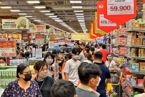 Sắm Tết bao nhiêu là hợp lý?