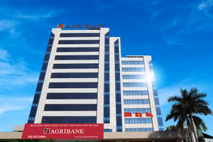 Agribank 7 năm liên tiếp nằm trong TOP10 Doanh nghiệp lớn nhất Việt Nam