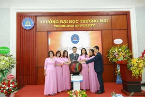 Lễ ra mắt Viện Kế toán – Kiểm toán tại trường Đại học Thương mại ngày 21/10