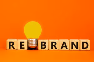 Nhiều doanh nghiệp quyết định tái định vị thương hiệu khi đứng trước những giai đoạn phát triển mang tính dấu mốc.