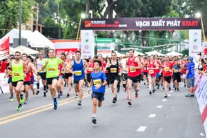  Giải chạy quốc tế Techcombank Marathon thu hút nhiều vận động viên quốc tế