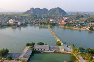 Mô hình gia trại vườn - ao - chuồng của anh anh Đào Văn Trường (xã Vĩnh Thành, huyện Yên Thành, Nghệ An).