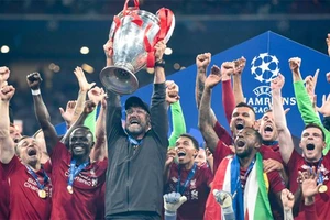 Giám đốc điều hành Peter Moore cùng Liverpool đăng quang Champions League 2018/19.