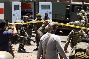 Lực lượng an ninh có mặt tại hiện trường vụ đánh bom