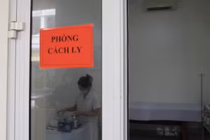 100% trường học và các cơ sở giáo dục có phòng y tế riêng