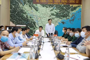 Toàn cảnh cuộc họp ứng phó với bão số 4 và tình hình mưa lũ ở khu vực phía Bắc.
