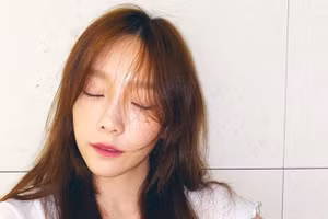 Trưởng nhóm SNSD Taeyeon.