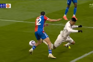 Man Utd thua sốc Crystal Palace, ghế HLV Erik ten Hag lung lay dữ dội