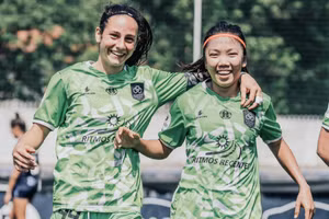 Huỳnh Như giữ lời hứa với Lank FC