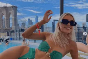 Nhan sắc tuyệt đẹp của nàng WAG quần vợt quyến rũ nhất thế giới