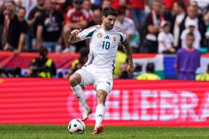 Hungary thua Thụy Sĩ, sao Liverpool vẫn đi vào lịch sử EURO 