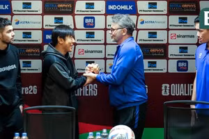 Phản ứng bất ngờ của HLV Indonesia trước tin ông Troussier bị mất việc