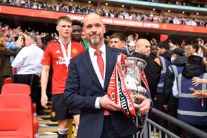 Man Utd vô địch Cup FA, HLV Erik ten Hag phản ứng đầy thách thức 