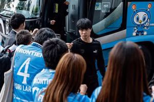 Tình cảnh khốn khó của Công Phượng tại Nhật Bản 