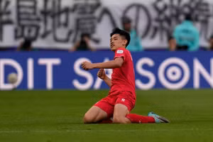 Hết kỷ luật ở CLB Quảng Nam, Đình Bắc bất ngờ cập bến Hà Nội FC 