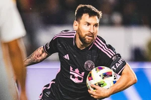 Messi ghi bàn đầu tiên năm 2024 