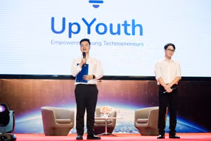 Gia tốc khởi nghiệp cho sinh viên ngay từ năm nhất: khát vọng vươn tầm quốc tế