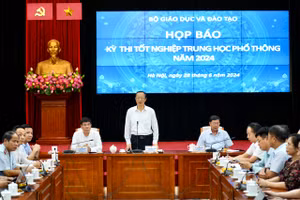 Bộ GD&ĐT họp báo về Kỳ thi tốt nghiệp THPT năm 2024.