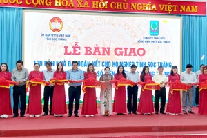 Tỉnh Sóc Trăng bàn giao 120 căn nhà đại đoàn kết cho hộ nghèo.