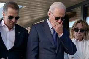 Gia đình ông Joe Biden đang vướng hàng loạt rắc rối.