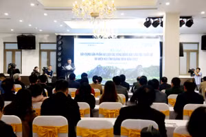 Toàn cảnh Hội nghị phát triển sản phẩm du lịch các vùng đồng bào dân tộc thiểu số và miền núi tỉnh Quảng Bình năm 2022.