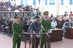 Bị cáo Nguyễn Văn Tuyến trước tòa.