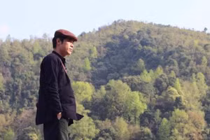 Nhà văn, họa sĩ A Sáng.