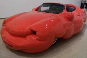 Chiếc xế này đang bị dị ứng xăng ư?