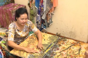 Họa sĩ Trần Thanh Thục.