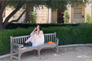 Vì sao Hoa hậu Thùy Dung muốn "tàng hình" giữa thế giới showbiz?