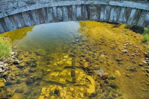 Phát hiện tàn tích cây cầu 650 tuổi dưới lòng sông