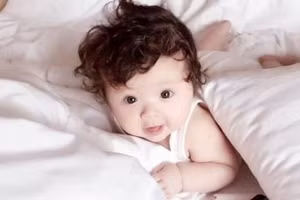 Loạt ảnh xinh xắn mới nhất của Cadie Mộc Trà, con gái Elly Trần