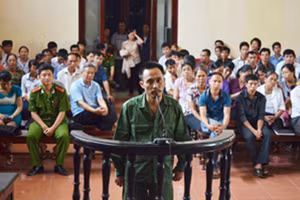 Bị cáo Nguyễn Văn Thi trước tòa.