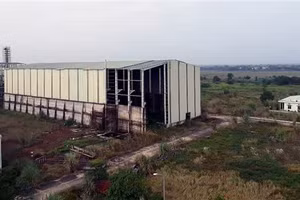 Một góc Ethanol Phú Thọ bị hoang phế nhiều năm. 