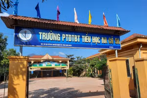 Trường Tiểu học Na Cô Sa nơi cô Huệ ngày đêm gắn bó.