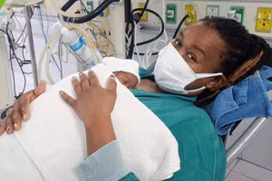 Nuôi sống bé sinh non 26 tuần tuổi